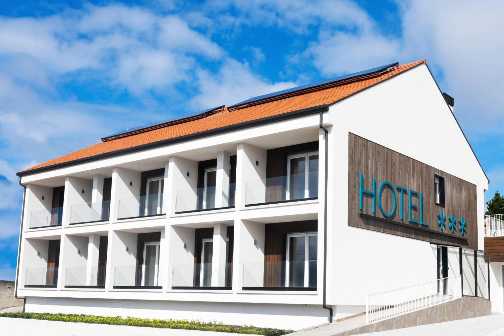 Hotel Spa Meiga Do Mar Caldebarcos Exteriör bild