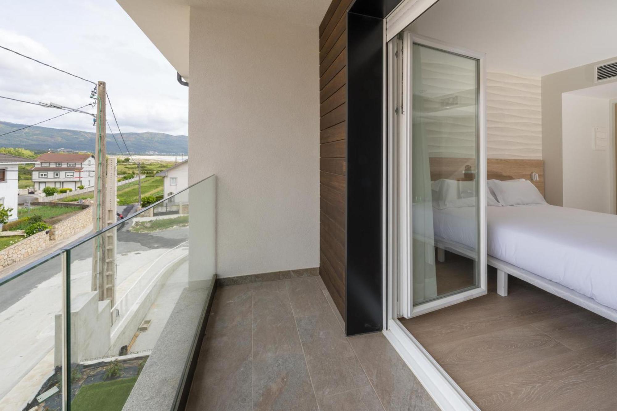Hotel Spa Meiga Do Mar Caldebarcos Exteriör bild